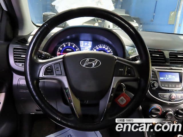 Hyundai Accent(новый кузов / новое поколение) Modern, 2016 10