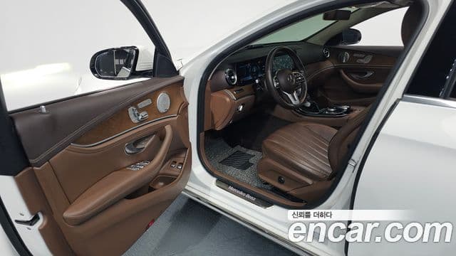 Mercedes-Benz E-класс W213 Exclusive, 2019 10