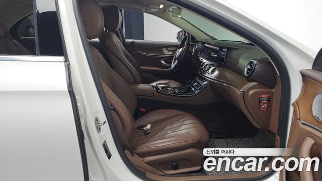 Mercedes-Benz E-класс W213 Exclusive, 2019 11