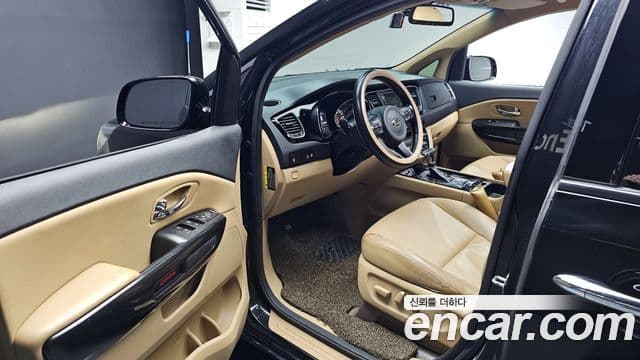 Kia All New Carnival Prestige, 2017 11