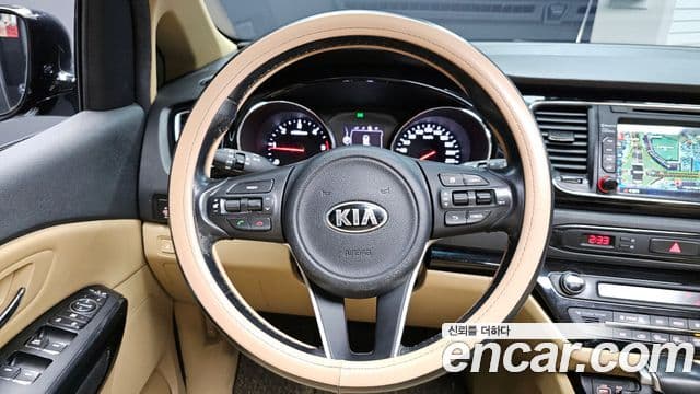 Kia All New Carnival Prestige, 2017 13