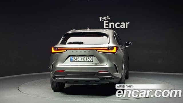 Lexus NX350h 2세대 Premium, 2025 4