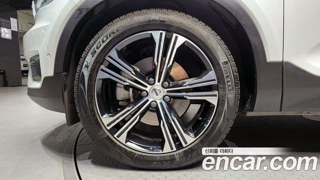 Volvo XC40 B4 Inscription, 2021 все фото