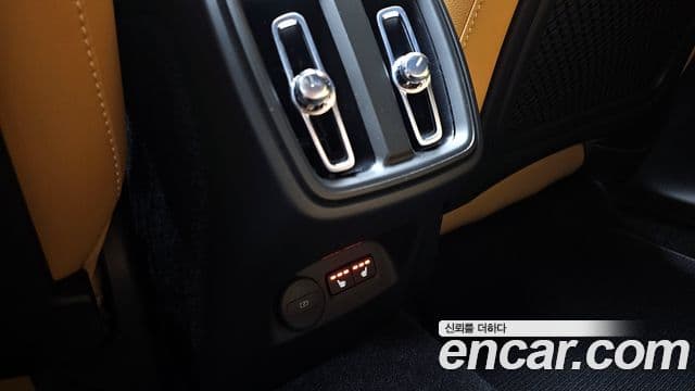 Volvo XC40 B4 Inscription, 2021 17