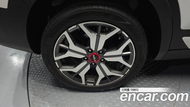 Kia Seltos Signature, 2023 все фото