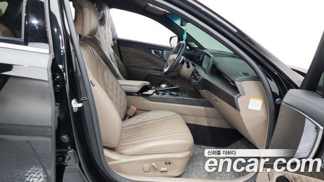 Kia K8 гибрид Signature, 2023 11