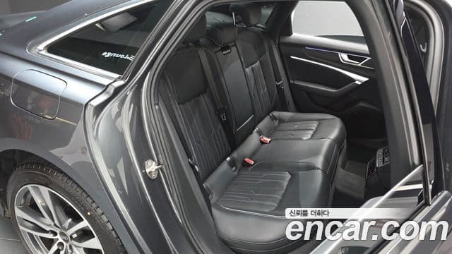 Audi A6 (C8) Premium, 2022 12