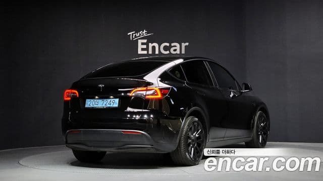 Tesla модель Y Long Range AWD, 2023 2