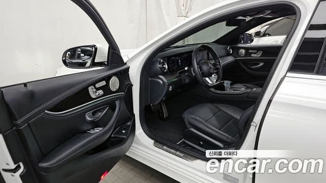 Mercedes-Benz E-класс W213 AMG Line, 2023 10