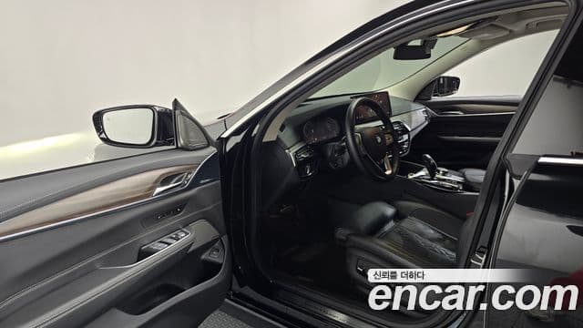 BMW 6시리즈 GT (G32) Luxury, 2024 10