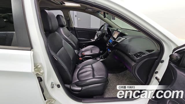 Hyundai Accent(новый кузов / новое поколение) 1.6 GDI top, 2013 13