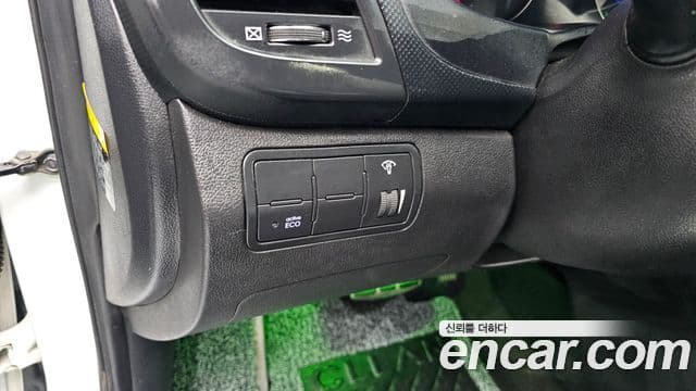 Hyundai Accent(новый кузов / новое поколение) 1.6 GDI top, 2013 15