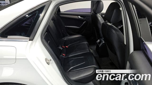 Audi New A4 B8, 2015 11