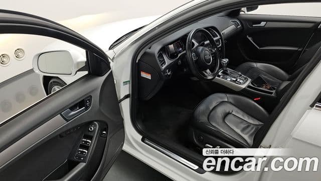 Audi New A4 B8, 2015 12