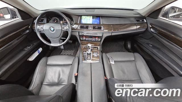 BMW 7시리즈 (F01), 2013 7