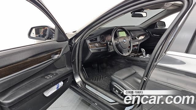 BMW 7시리즈 (F01), 2013 10