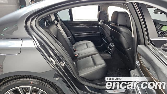 BMW 7시리즈 (F01), 2013 12