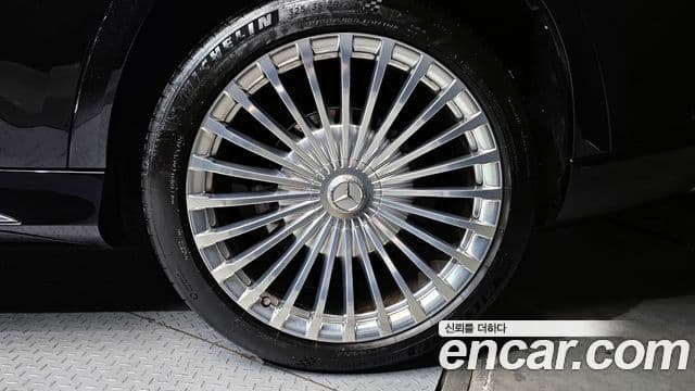 Mercedes-Benz GLS-класс X167 Maybach GLS600 4MATIC MANUFAKTUR, 2023 все фото