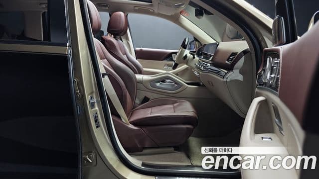 Mercedes-Benz GLS-класс X167 Maybach GLS600 4MATIC MANUFAKTUR, 2023 10