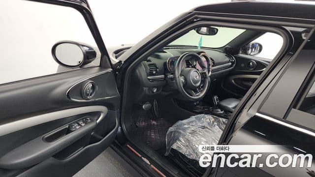 Mini Cooper S 클럽맨 2세대, 2023 10