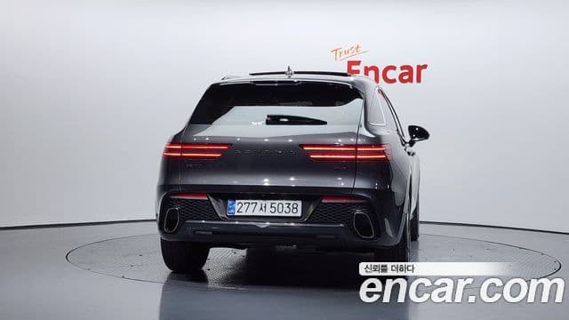 Genesis GV70, 2021 4