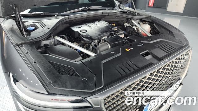 Genesis GV70, 2021 6