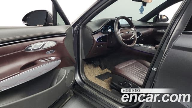 Genesis GV70, 2021 10