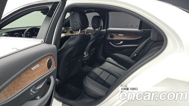 Mercedes-Benz E-класс W213 Exclusive, 2023 11
