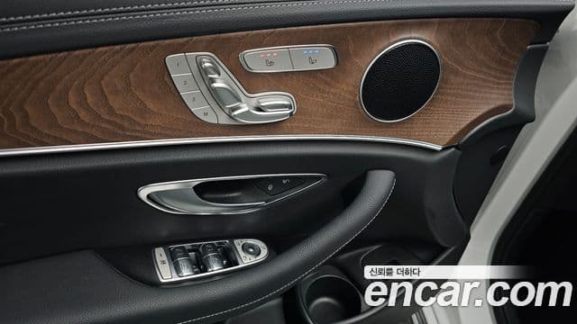 Mercedes-Benz E-класс W213 Exclusive, 2023 17