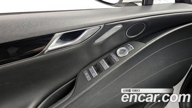 Genesis G80 (RG3) бензин 2.5 турбо AWD, 2021 20