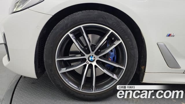 BMW 5시리즈 (G30) 520i M Sport, 2022 все фото