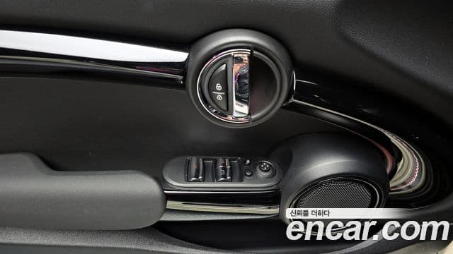 Mini Cooper S кабриолет 3세대, 2022 16