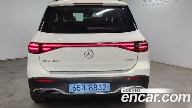 Mercedes-Benz EQB X243 AMG Line, 2026 4