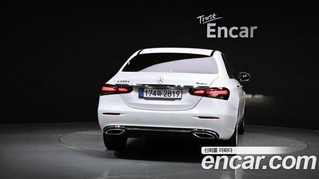 Mercedes-Benz E-класс W213 Exclusive, 2022 4