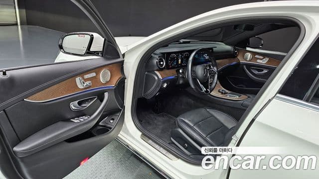 Mercedes-Benz E-класс W213 Exclusive, 2022 11