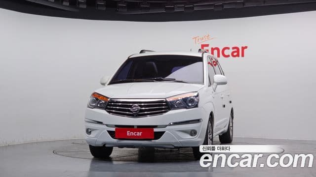 KG모빌리티(SsangYong) Korando 투리스모 4WD RX 9인승, 2016 3