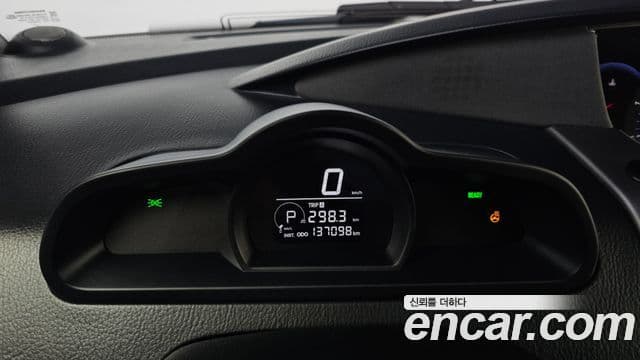 KG모빌리티(SsangYong) Korando 투리스모 4WD RX 9인승, 2016 8