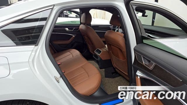 Audi A6 (C8) Premium, 2023 12