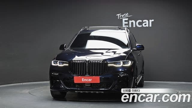 BMW X7 (G07) xDrive 40i M Sport 6인승, 2021 3