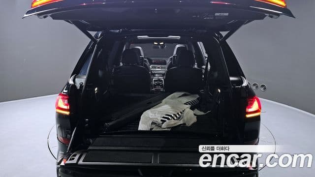 BMW X7 (G07) xDrive 40i M Sport 6인승, 2021 20