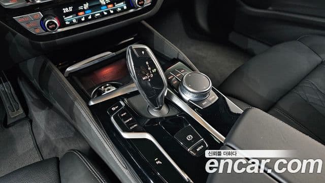 BMW 5시리즈 (G30) 523d M Sport, 2021 9