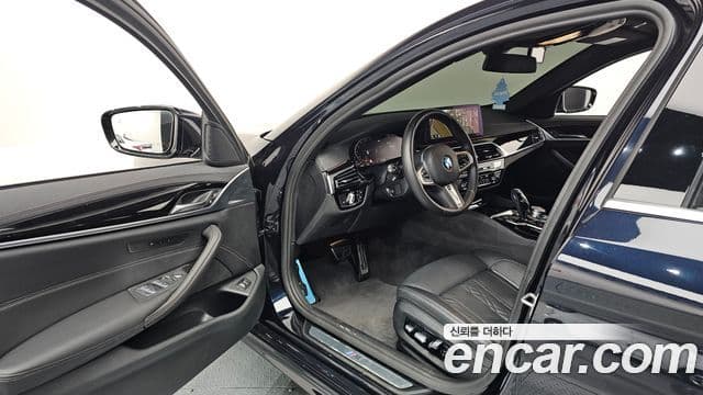 BMW 5시리즈 (G30) 523d M Sport, 2021 10