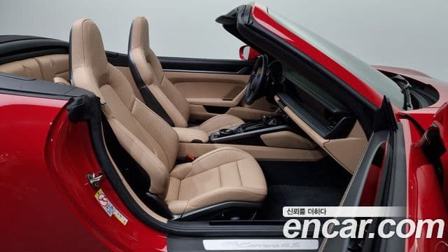 Porsche 911 (992) Carrera 4S кабриолет, 2024 11