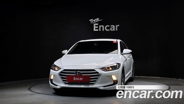 Hyundai Avante AD 1.6 GDI Smart, 2016 3