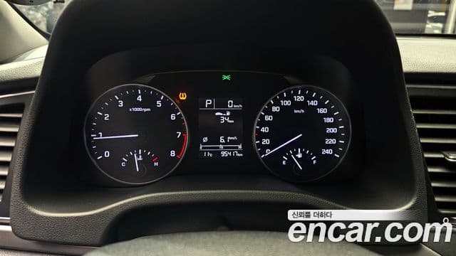 Hyundai Avante AD 1.6 GDI Smart, 2016 8