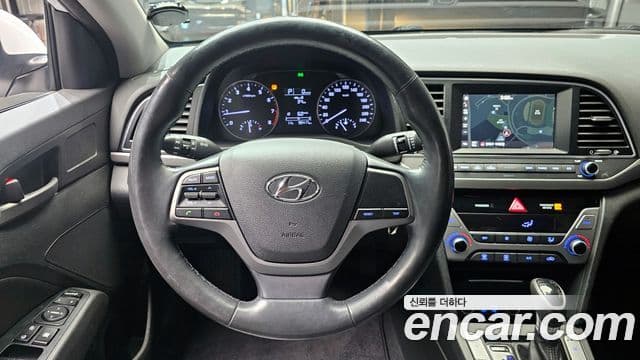 Hyundai Avante AD 1.6 GDI Smart, 2016 14
