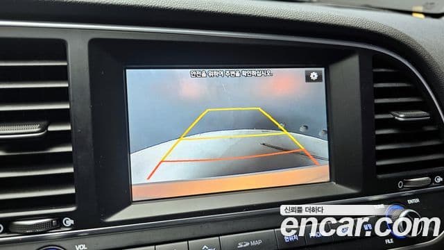 Hyundai Avante AD 1.6 GDI Smart, 2016 16