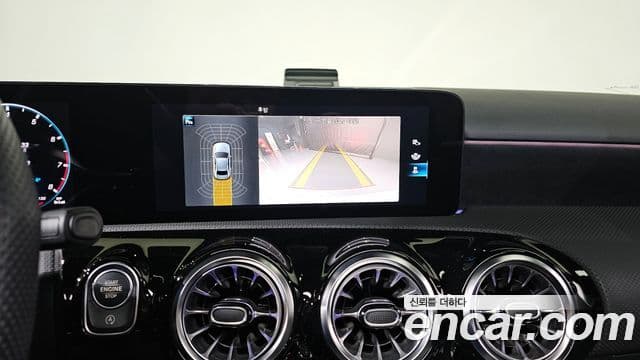 Mercedes-Benz A-класс W177 AMG A35 4MATIC седан, 2023 15