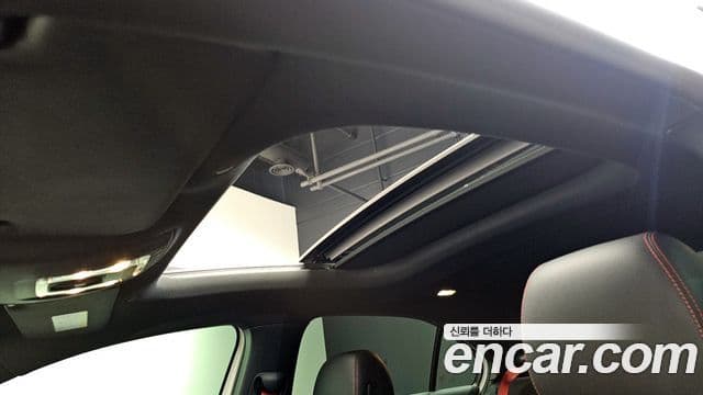 Mercedes-Benz A-класс W177 AMG A35 4MATIC седан, 2023 19