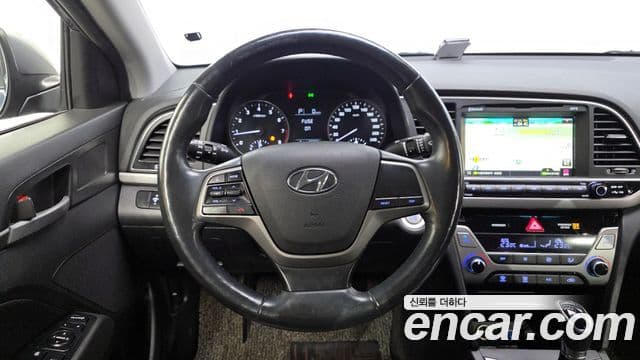 Hyundai Avante AD 1.6 GDI Smart, 2017 13